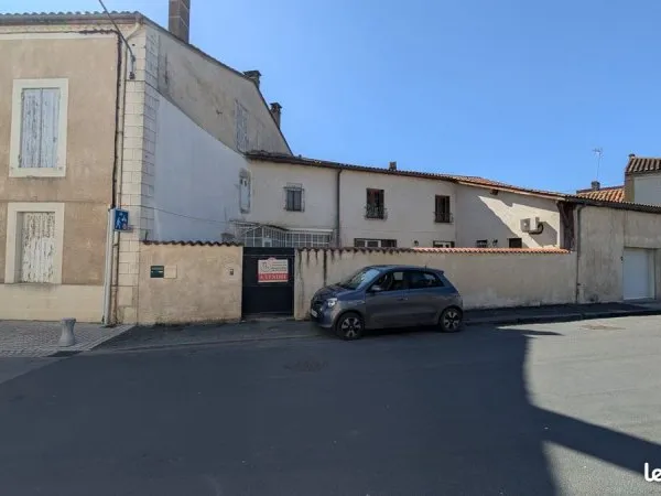 Maison 240 m²