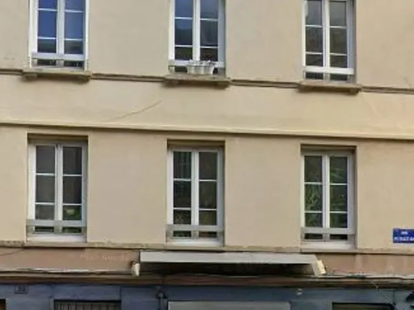 Local commercial 120 m²