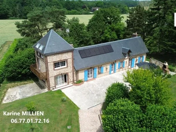 DAMPIERRE SUR AVRE 28350 Maison individuelle - 1 étage - 5 chambres - Garages - Terrain - 448 000 HA