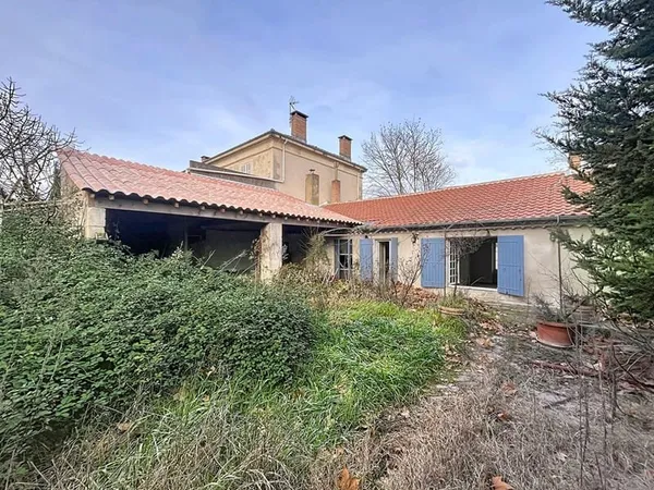 Maison Bourgoise de 190m2 habitable à rénover - Barbentane