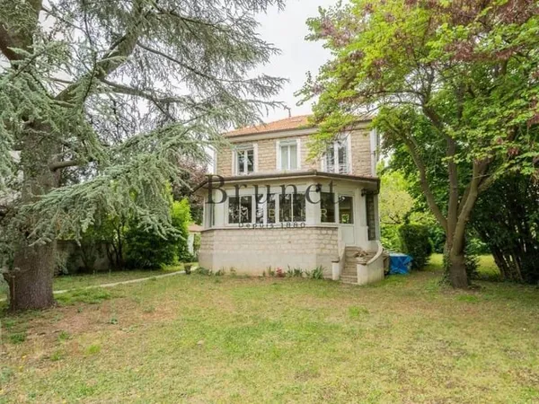 Maison 5 pièces 122 m²