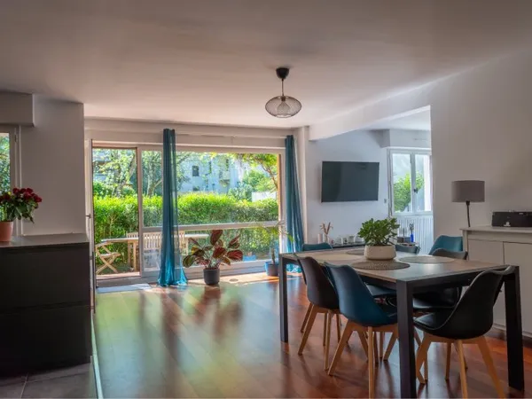 Vends appartement - 101m²