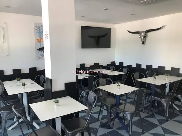 Boutique 100 m²
