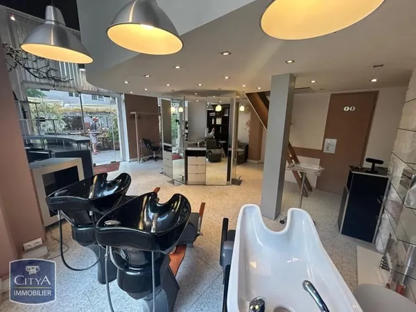 Local commercial 68 m²