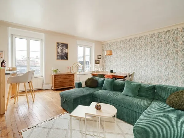 Appartement de charme dernier étage - rue Victor Hugo, Nancy Gare