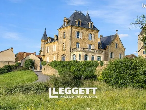 Château 26 pièces 644 m²