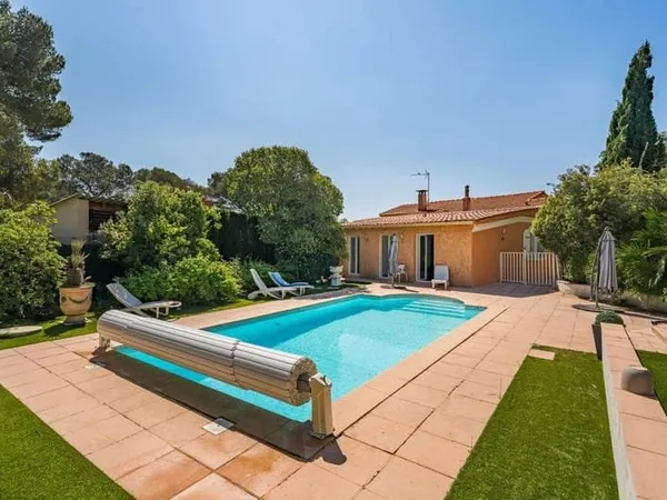 Maison de ville 8 pièces 161 m²