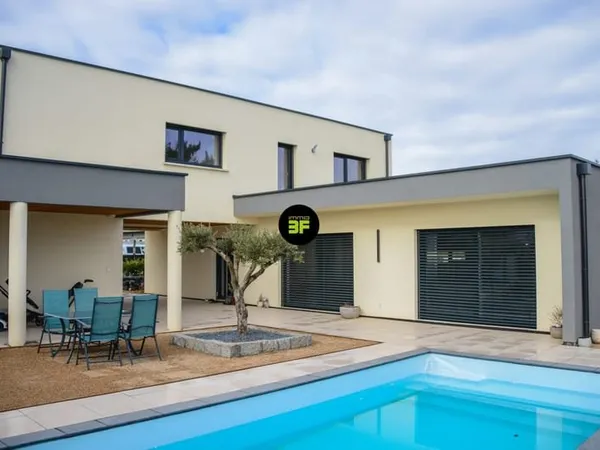 Exclusivité superbe maison avec piscine