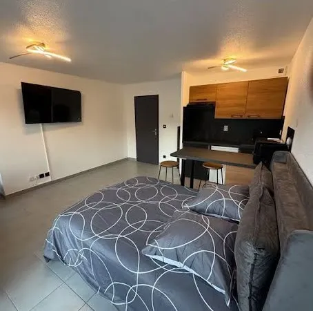 Studio 1 pièce 30 m²
