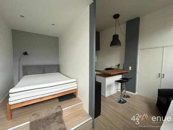 Quartier Bellevue/Solaure Studio meublé à louer
