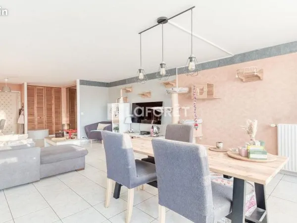 Appartement 4 pièces 84 m²