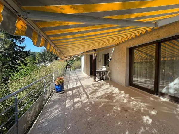 Maison 6 pièces 150 m²