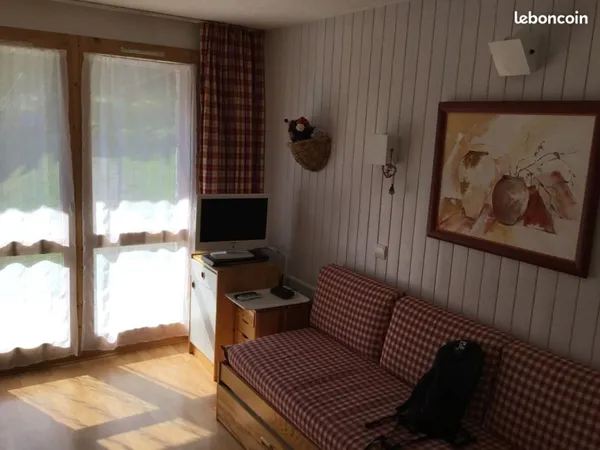 A louer appart 2 p meublé