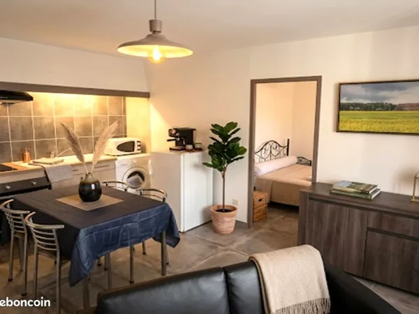 T 2 meuble centre ville a montelimar