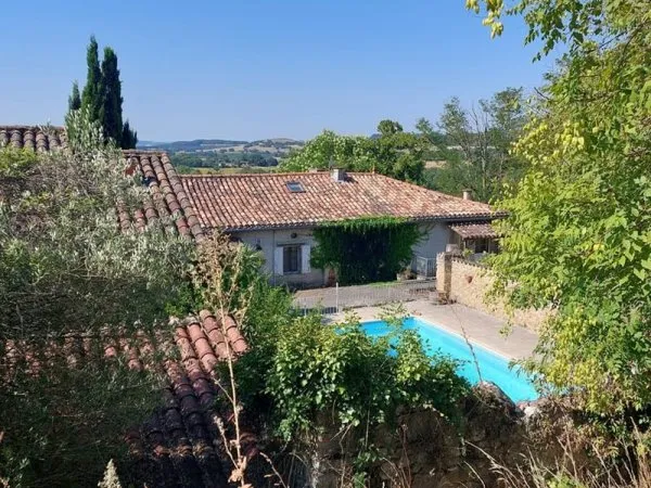 Maison 14 pièces 230 m²