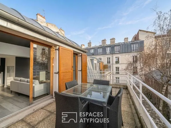 Type loft au dernier étage avec terrasse