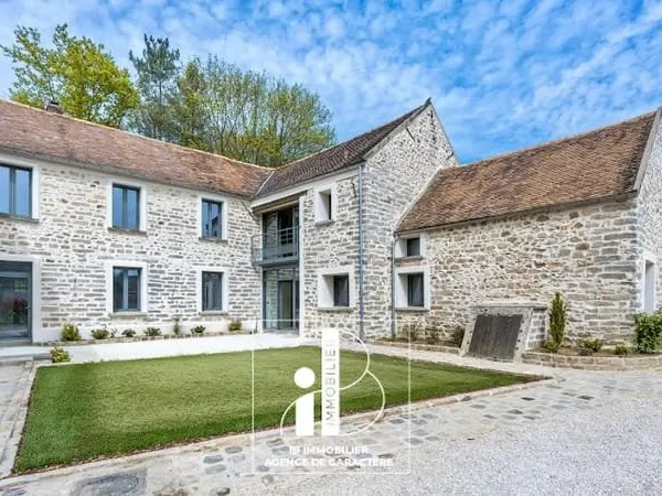 Maison 10 pièces 515 m²