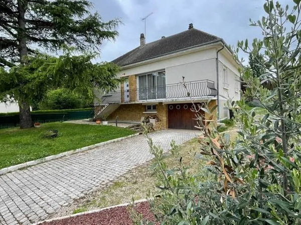 A Romorantin Lanthenay en Sologne et deux heures de PARIS
