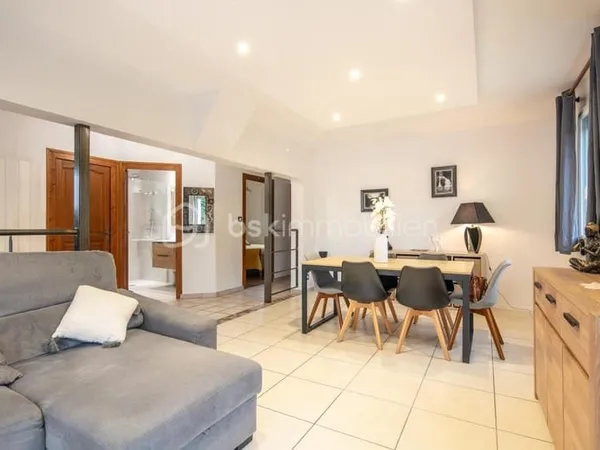 Maison 141 m² rénovée 8 pièces - 6 chambres