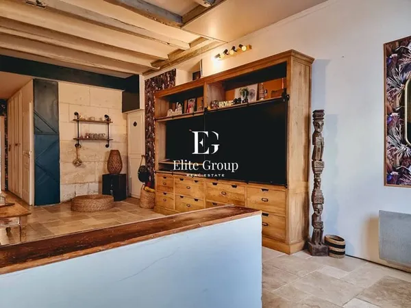 Maison 5 pièces 196 m²
