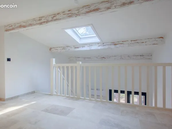 Studio 1 pièce 26 m²