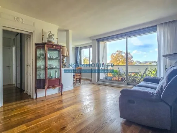 Appartement 3 pièces 53m2 + Balcon + Cave + Possibilité. Par