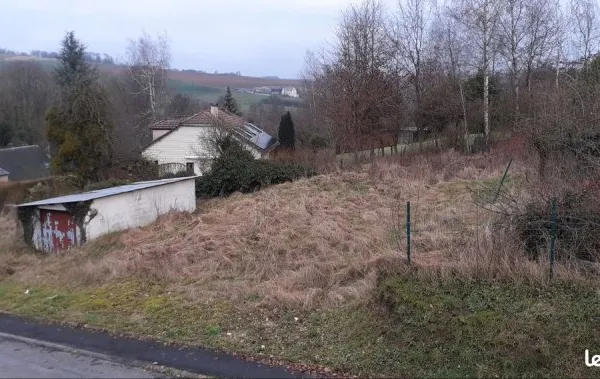 Terrain a bâtir + garage