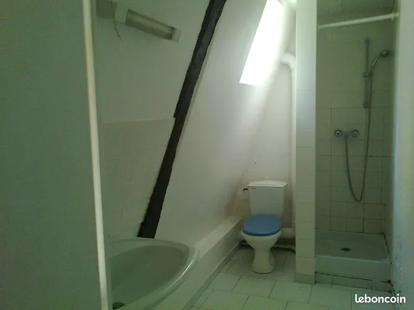 Location F2