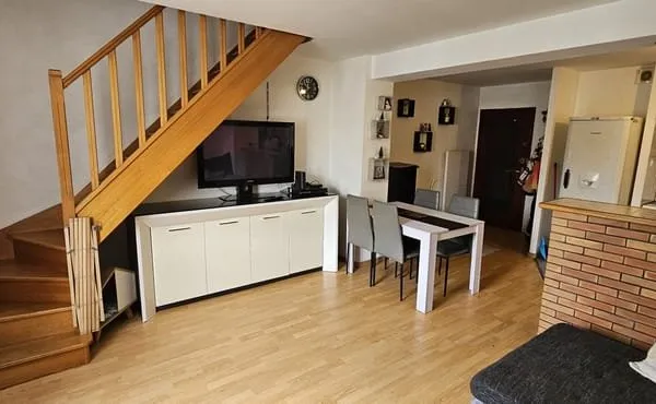Bâtiment 90 m²