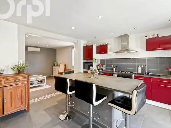 Appartement 6 pièces 115 m²