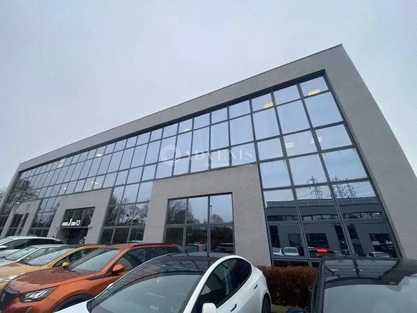Bureaux 143 m²
