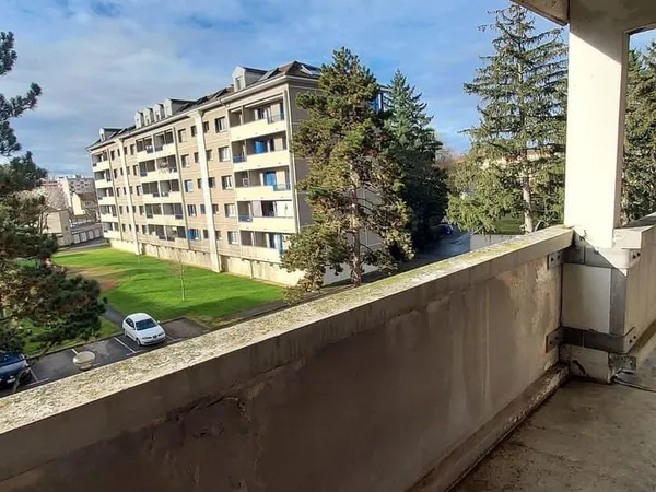 Appartement- 3 pièces - 76 m²