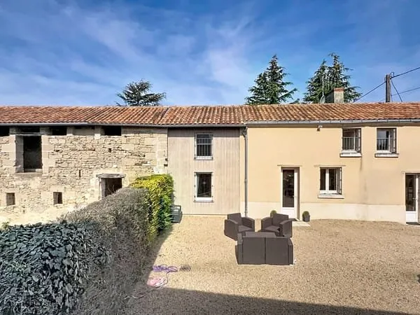 Favoriz ? Maison 3 chambres avec dépendances