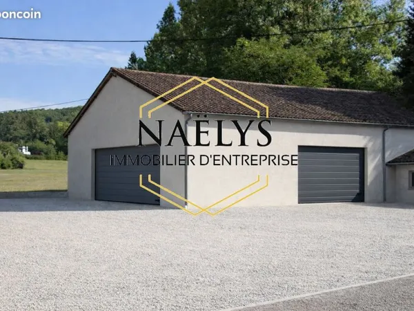 Idéal artisan / logistique - Entrepôt disponible
