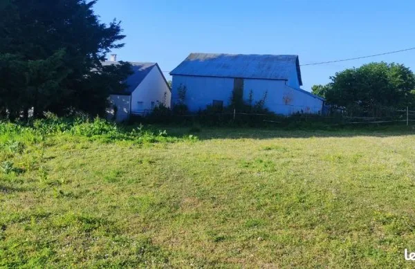 Vend terrain constructible