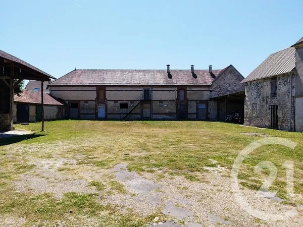 Immeuble 1556 m²
