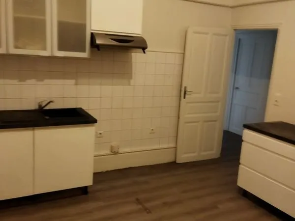 Location appartement F2 Moulins 03000