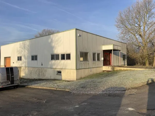 Local d'activité 500 m²