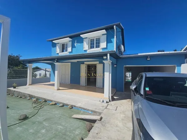 A louer villa F4 à étage de 88,53 m2 à Saint André secteur R