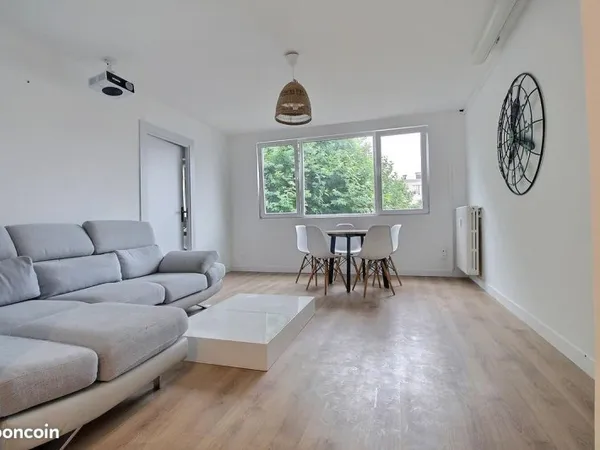Colocation Lille Hellemmes 1 chambre disponible 01 avril