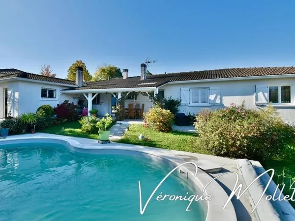 Villa 6 pièces 154 m²
