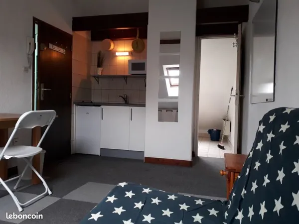 Studio rue Vannerie calme et lumineux / hyper centre