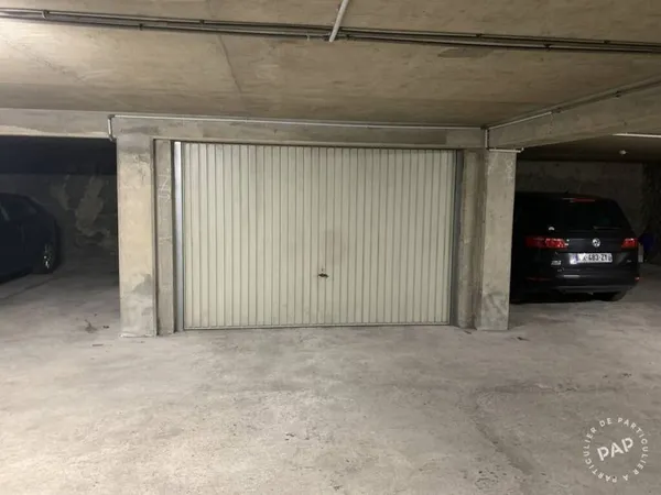 Garage/Parking