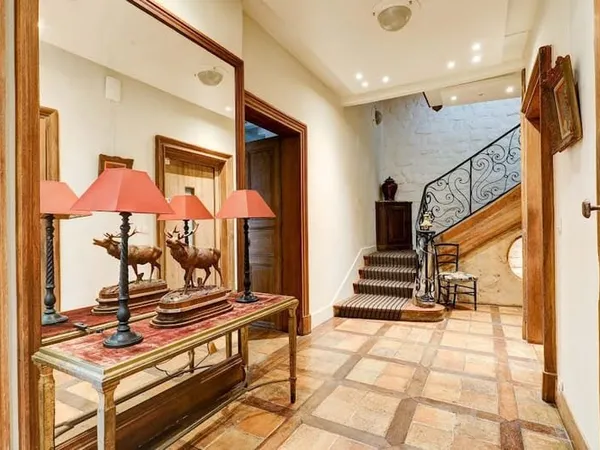 Maison 15 pièces 524 m²