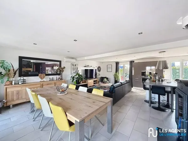 Maison 6 pièces 134 m²