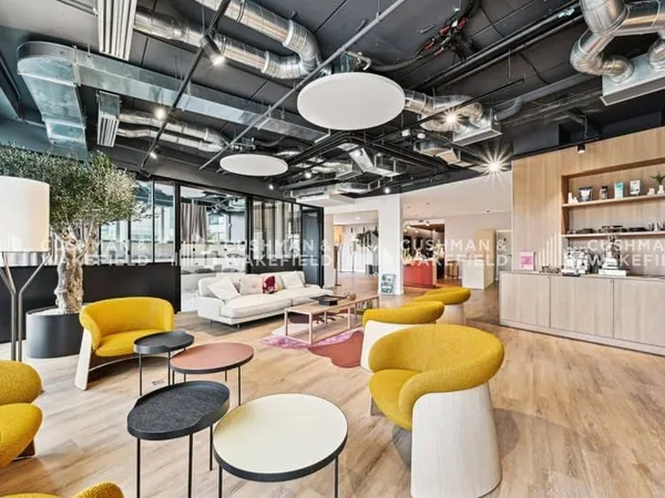 Bureaux 822 m²