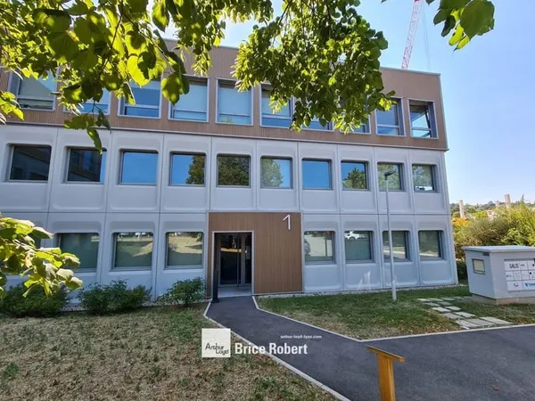 Bureaux 343 m²