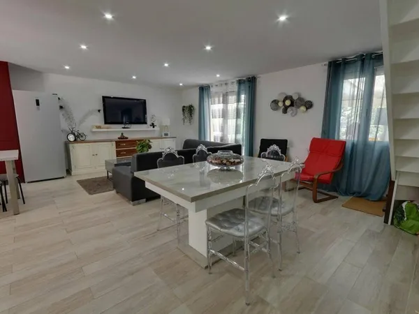 Maison 6 pièces 122 m²