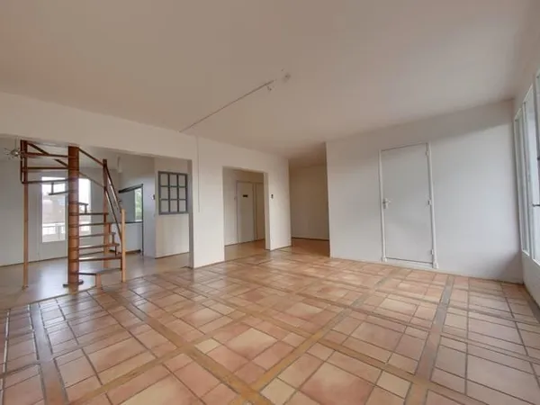 Appartement 4 pièces 123 m²