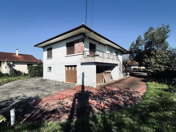 Maison 7 pièces 195 m²